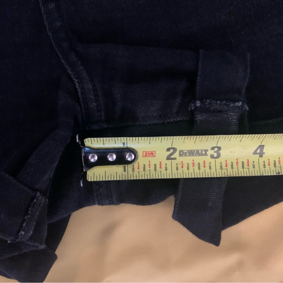 Women’s Black Old Navy Jean Shorts Mid-Rise Sz. 10 Cuffed - Picture 10 of 10